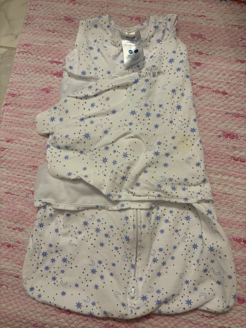 Halo White Footed Sleepwear with Blue Star and Moon Print